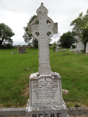 RO-CLBU-0028 | Historic Graves